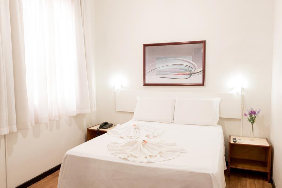 Economic Center Hotel Divinopolis Bagian luar foto